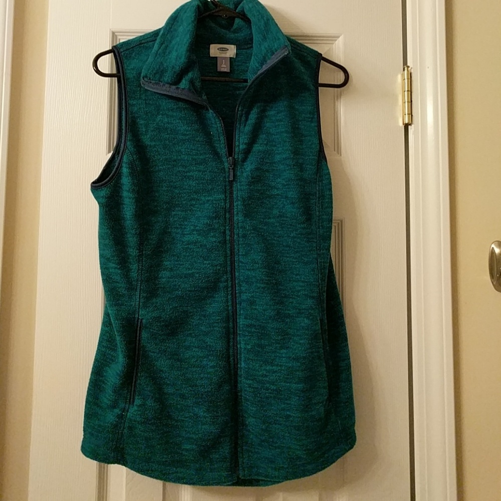 Like New Fleece Vest